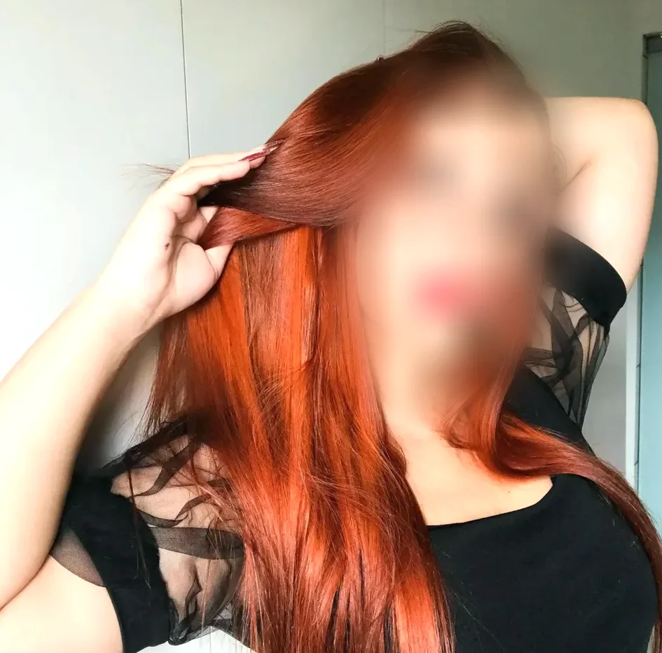 Lara, 32